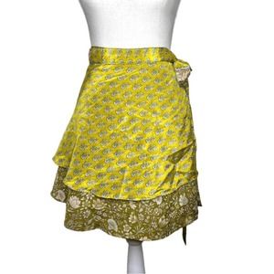 Jedzebel Yellow Paisley Floral Wrap Mini Skirt Small
